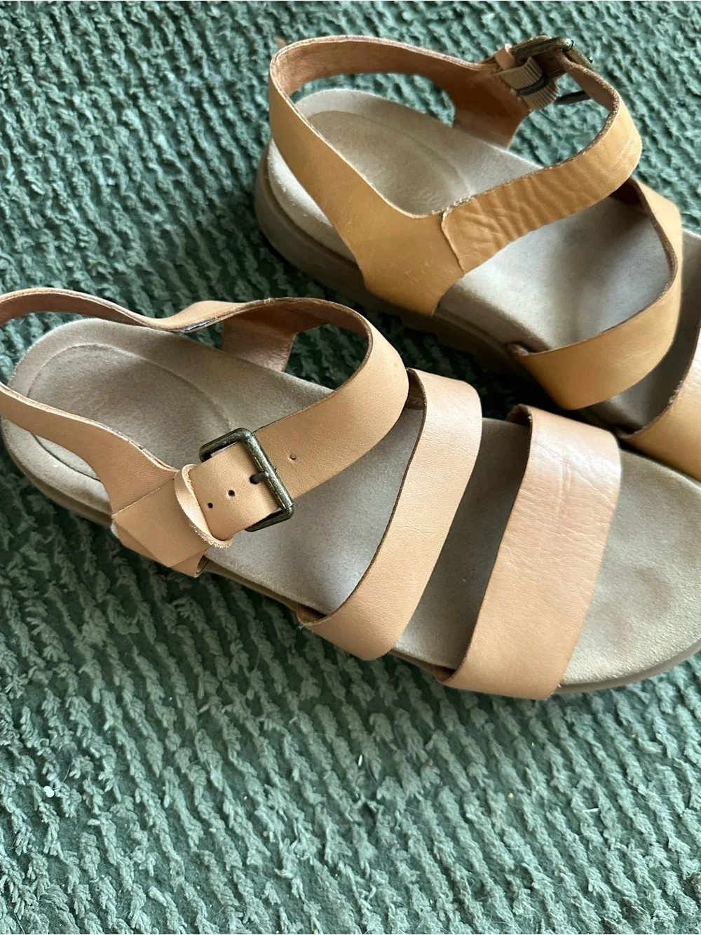 Madewell sz 10 Women’s Tan Leather Buckle Strap Sandals - Picture 2 of 8